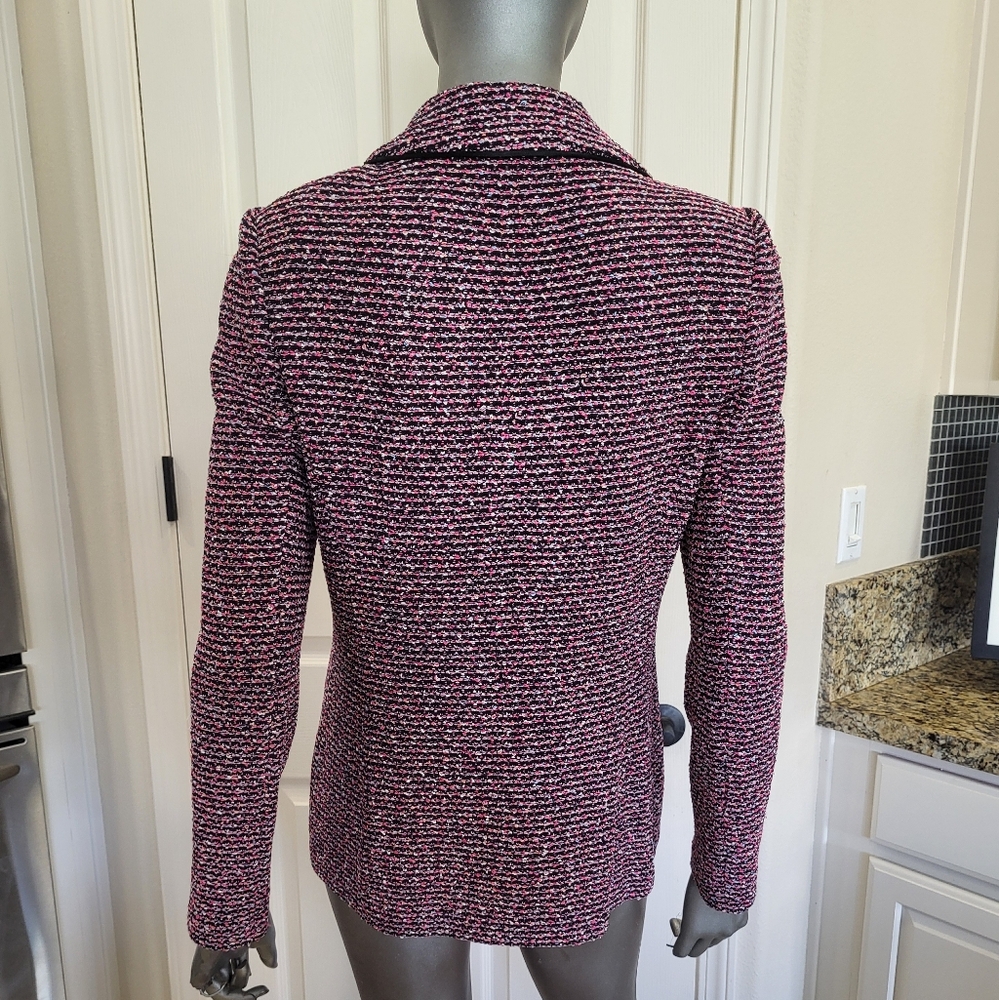 CC. Vtg. St. John Pink and Black Tweed Blazer - Size 6 - Picture 3 of 7